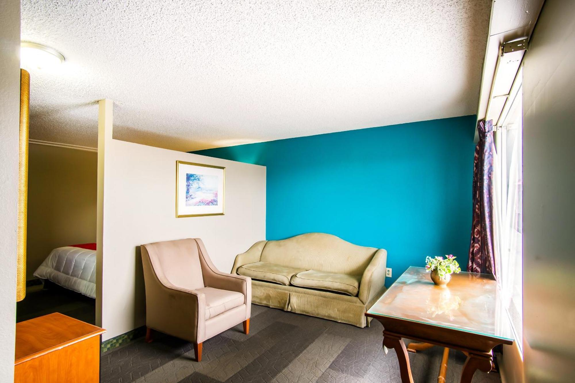 Oyo Hotel Hutchinson West 4Th Ave Exteriér fotografie