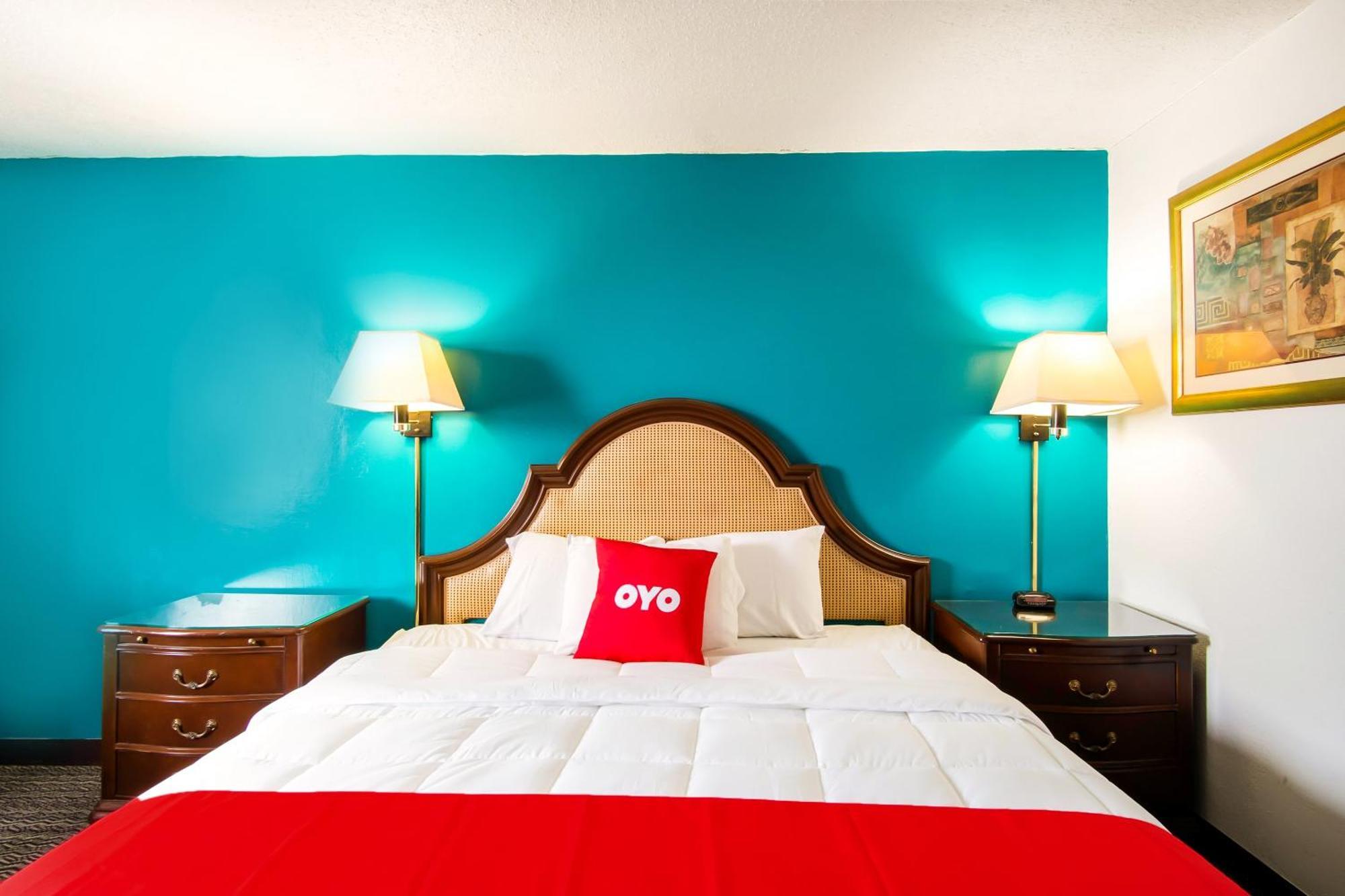 Oyo Hotel Hutchinson West 4Th Ave Exteriér fotografie