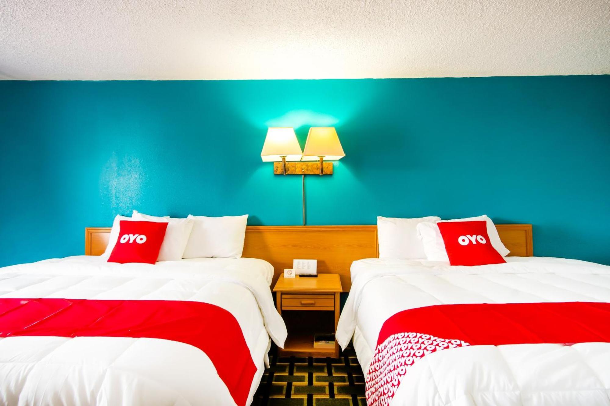 Oyo Hotel Hutchinson West 4Th Ave Exteriér fotografie