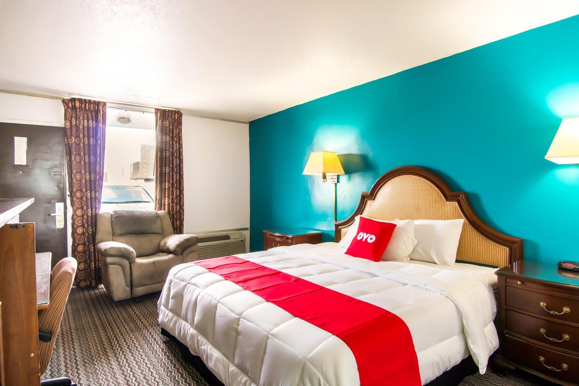 Oyo Hotel Hutchinson West 4Th Ave Exteriér fotografie