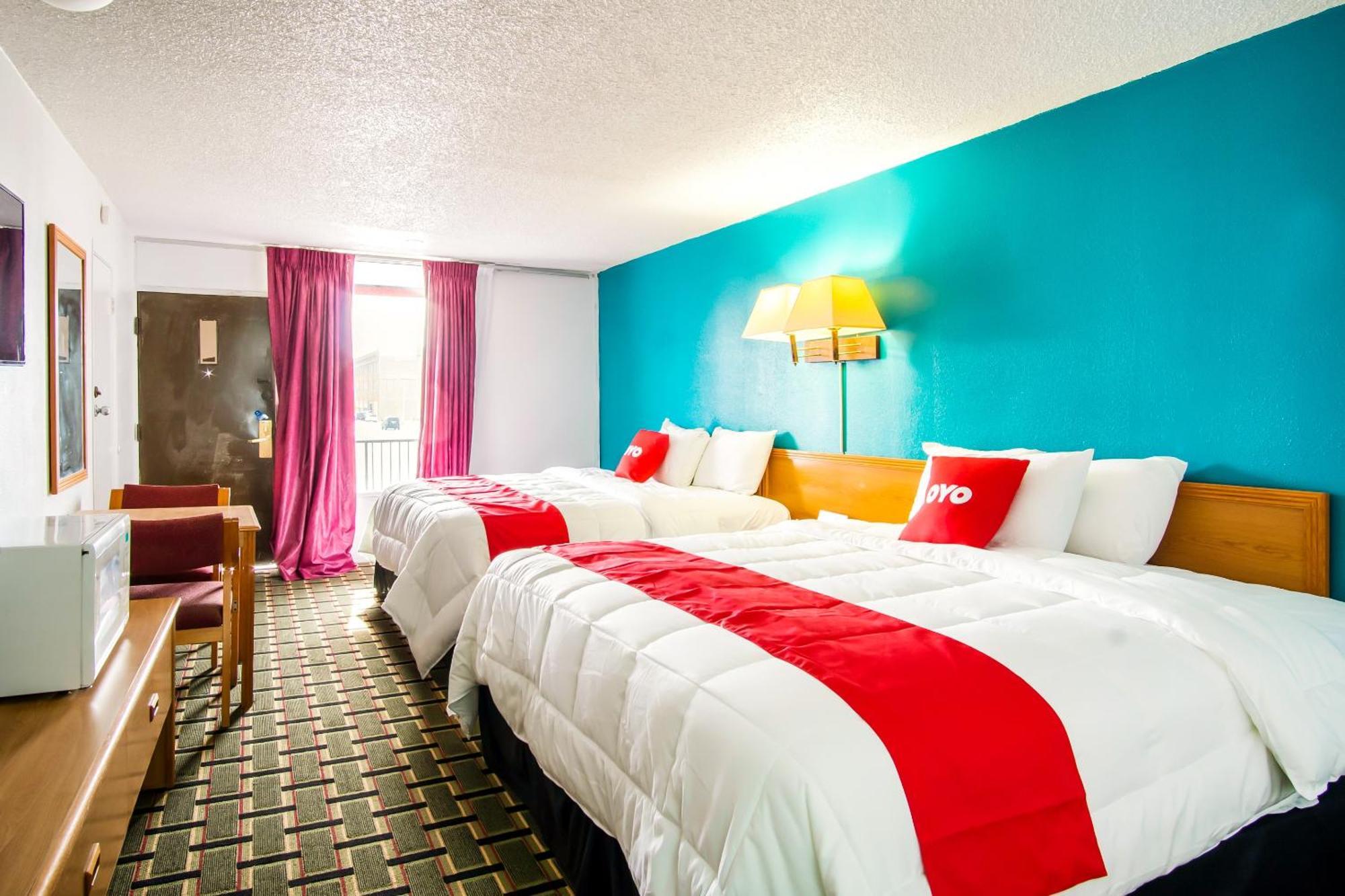 Oyo Hotel Hutchinson West 4Th Ave Exteriér fotografie